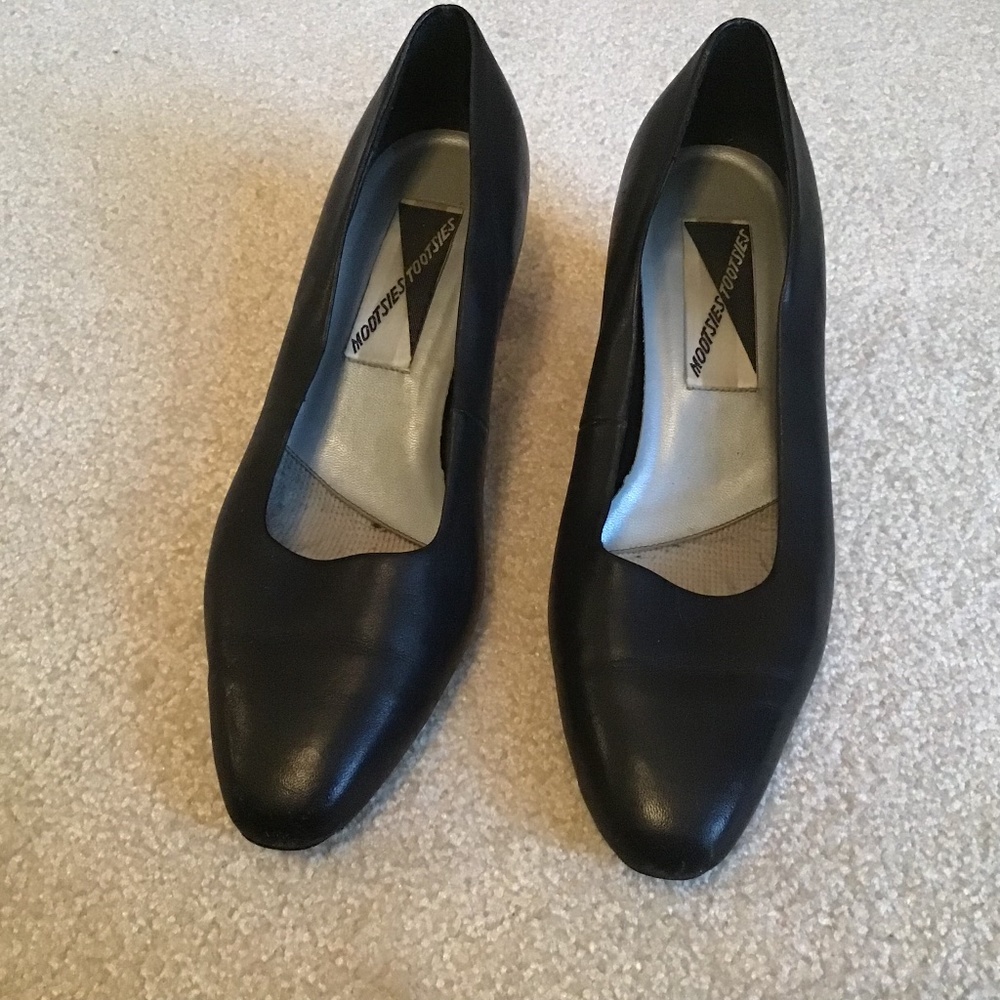 Mooties Tooties Women’s Black Leather Heeled Shoes